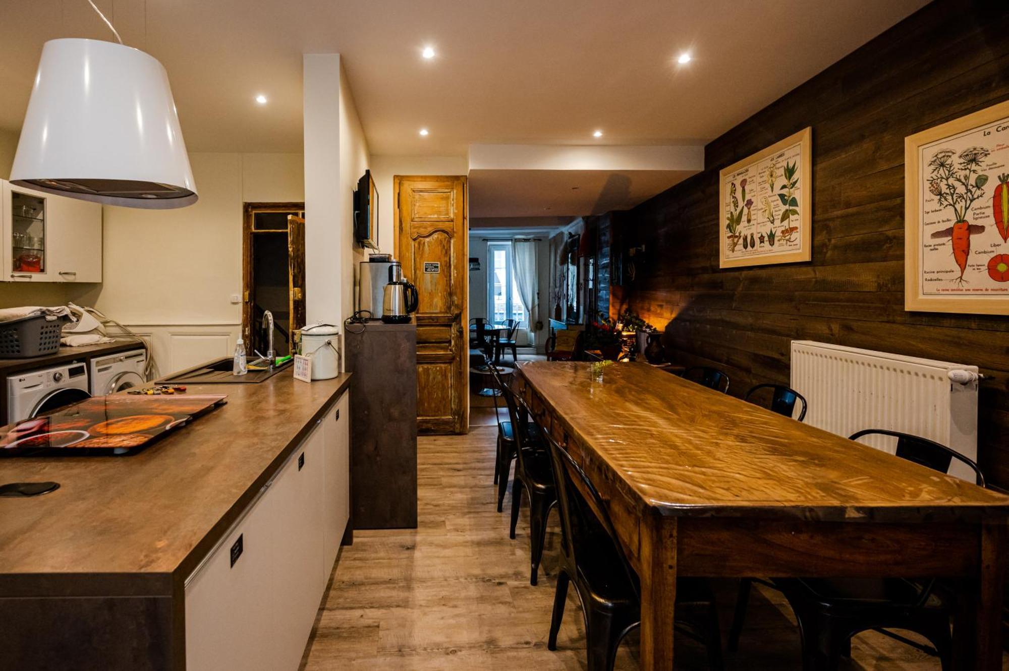 Gite Le Pied Du Geant - Local Securise Pour Les Velos Tournon-sur-Rhone Exterior foto