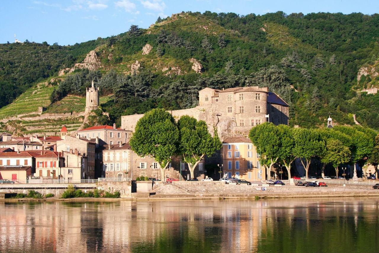 Gite Le Pied Du Geant - Local Securise Pour Les Velos Tournon-sur-Rhone Exterior foto